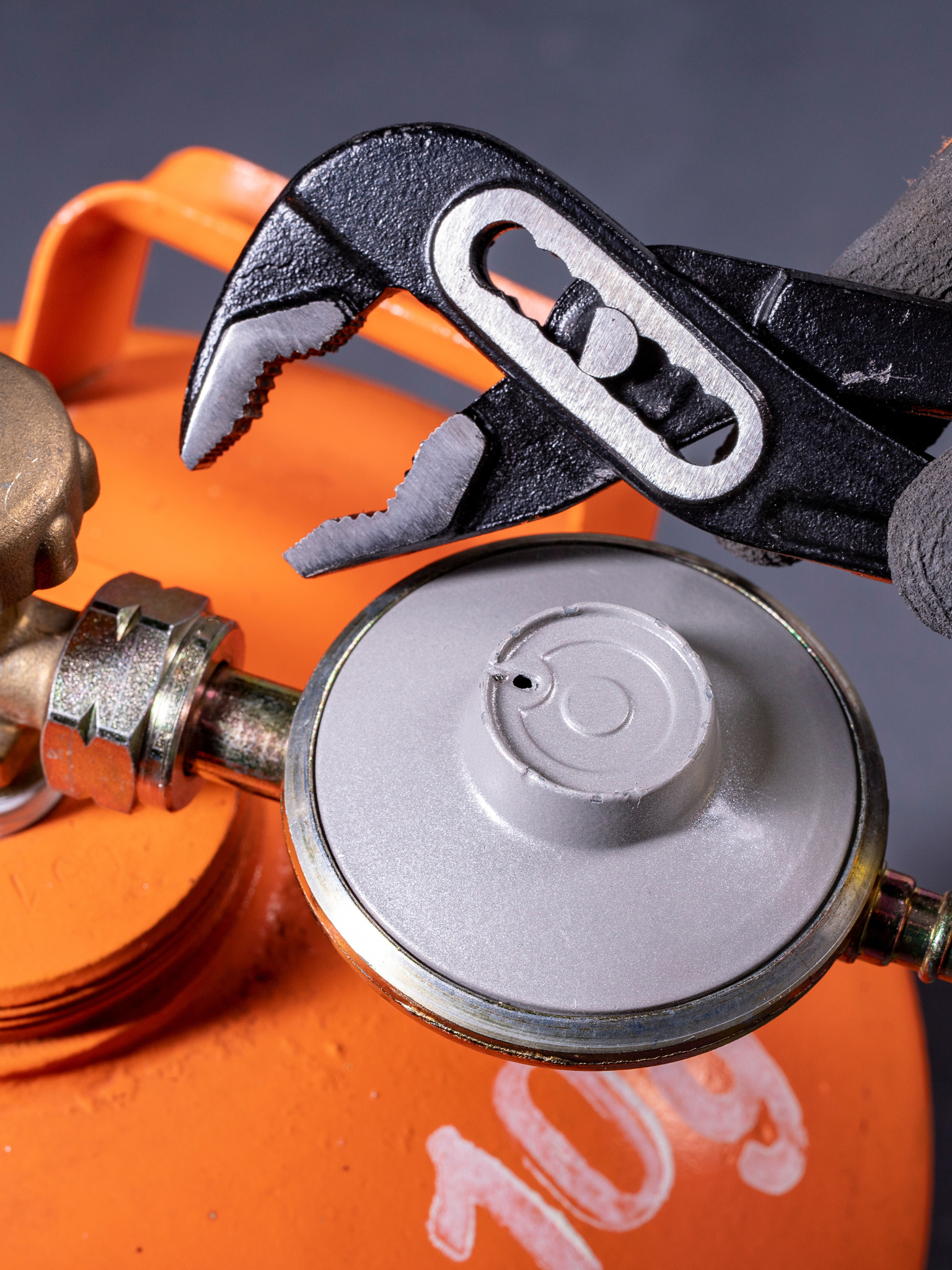 gas safe registered engineer near me West Kingsdown, TN15